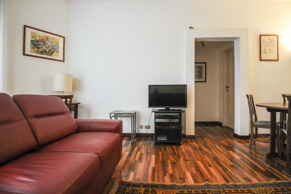 Milano Brera District Apartment Bagian luar foto